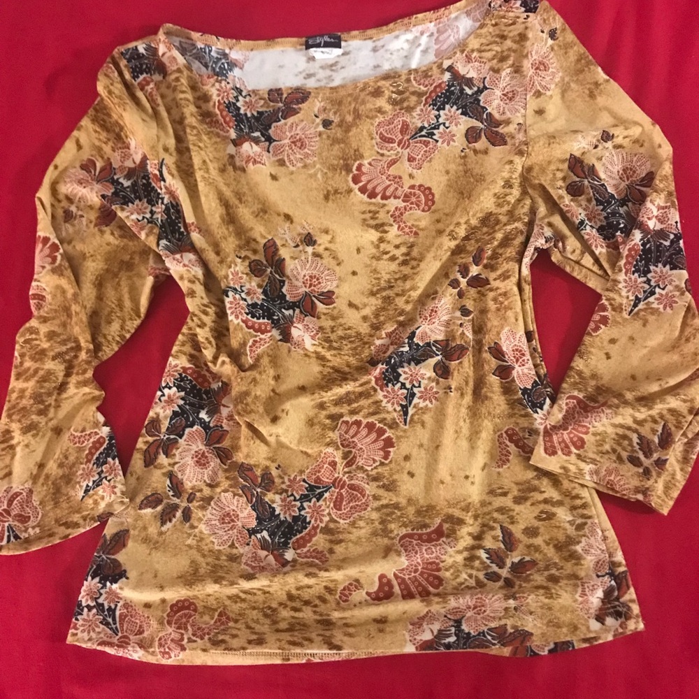 Styles Top